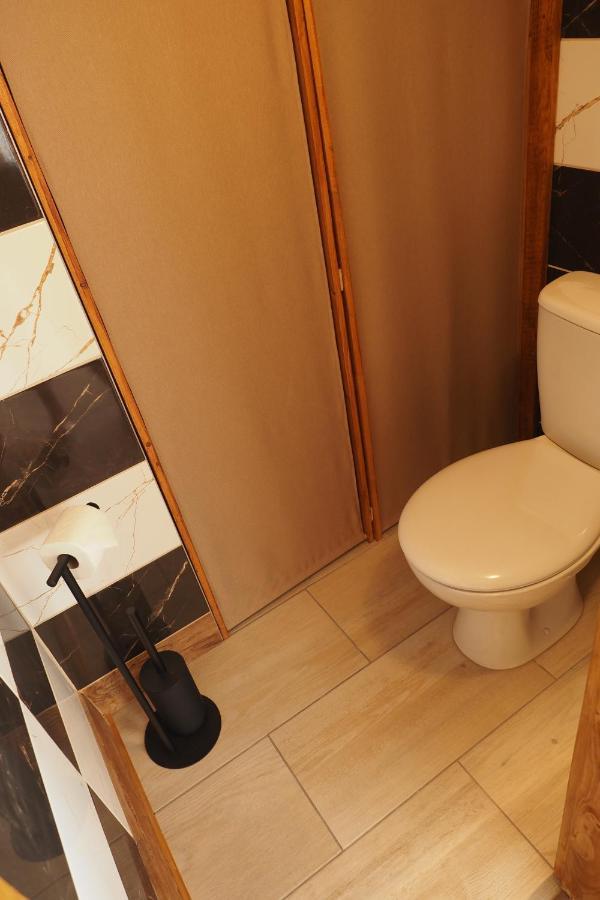 Apartman U Borovice Bila Tremesna Luaran gambar